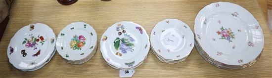 A quantity of mixed 20th century Herend porcelain tablewares, Largest 25cm diameter